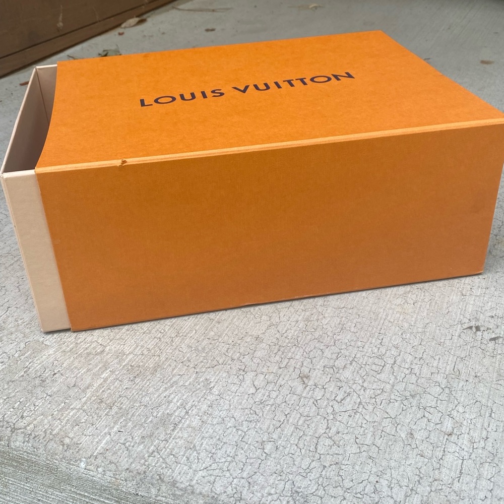 Louis Vuitton Purse Box